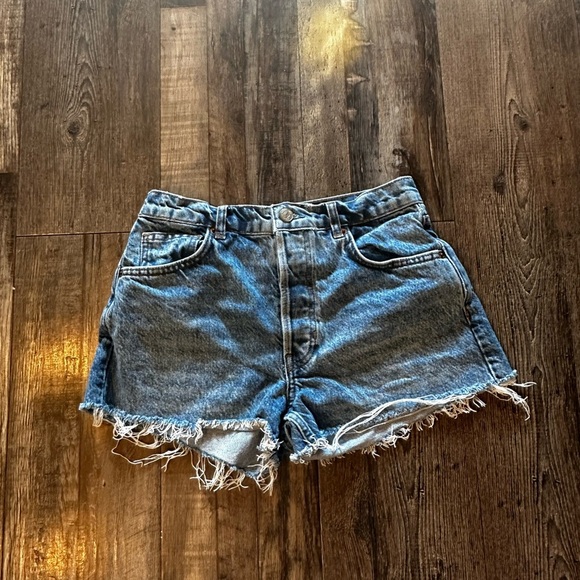 Reformation Charlie High Rise Jean Shorts in Colorado Size 26 - Picture 2 of 4